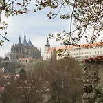 Lh Medinek Old Town Kutná Hora