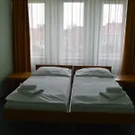 Ξενοδοχείο Lh Medinek Old Town 3*