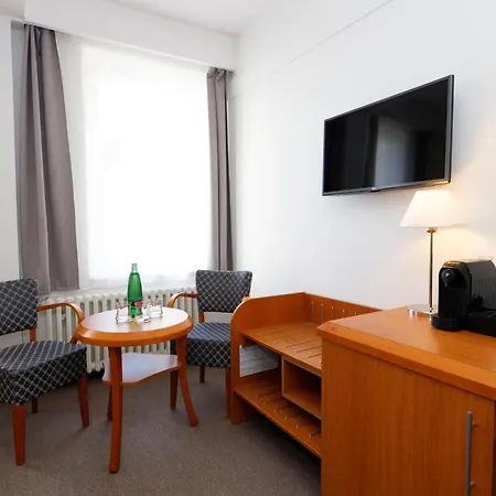 Hotel Lh Hotel Medinek Old Town Kutna Hora