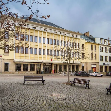 Lh Medinek Old Town 酒店 库特纳霍拉