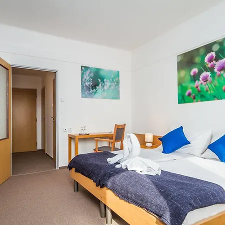 Lh Hotel Medinek Old Town