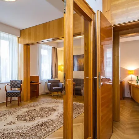 Hotel Mědínek Old Town 3*