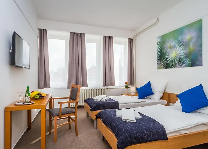 Lh Hotel Medinek Old Town Hotel